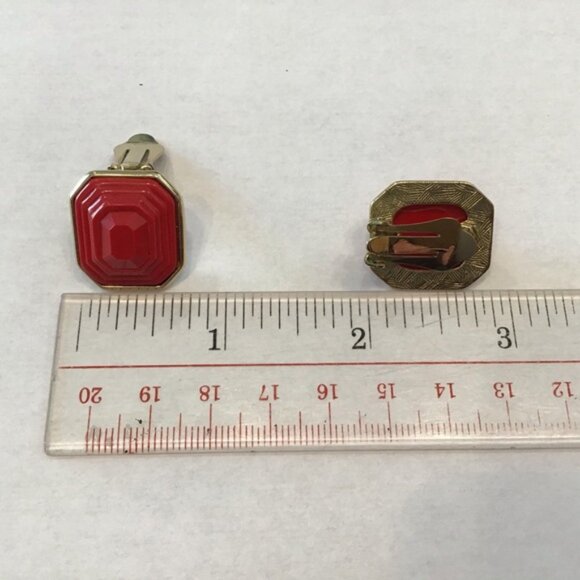 Vintage Costume Jewelry Clip-On Earrings - Picture 11 of 13